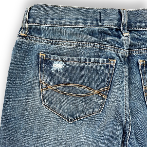Abercrombie & Fitch Flare Leg Low Rise Distressed Jeans, size 00S 24/31 - Picture 7 of 13